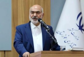 استاندار خوزستان: باید نسل جوان را با مفاهیم و دستاوردهای انقلاب آشنا کنیم